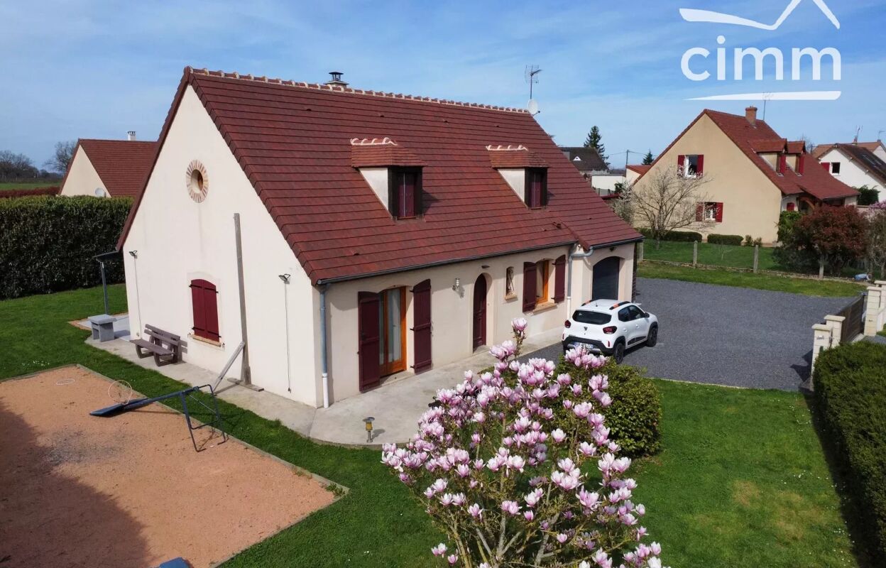 maison 5 pièces 117 m2 à vendre à Montilly (03000)