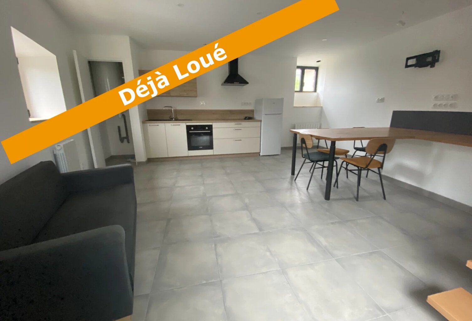A LOUER T2 MEUBLE  HENON — photo 1