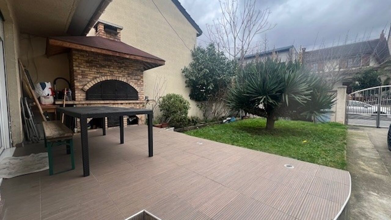 maison 6 pièces 98 m2 à vendre à Bondy (93140)