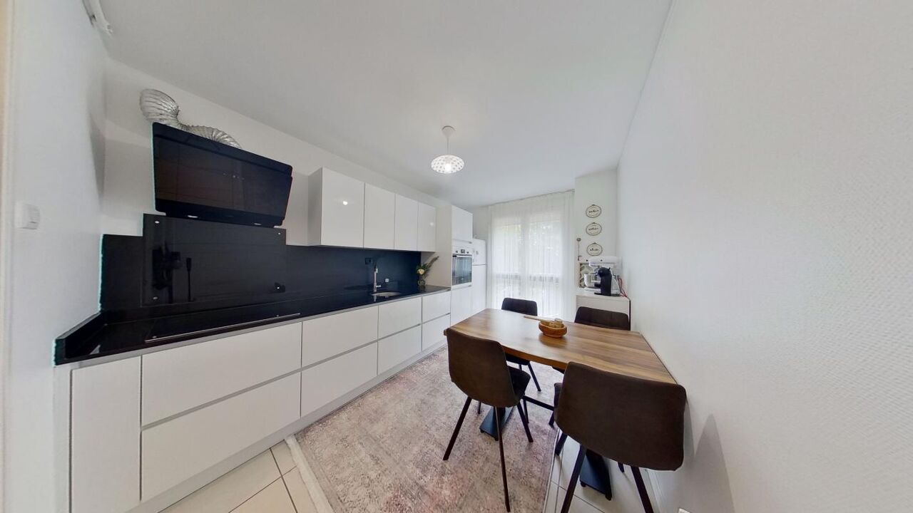 appartement 4 pièces 76 m2 à vendre à Saint-Fons (69190)