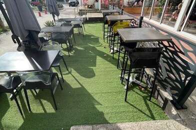 Commerce  220000 €