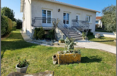 vente maison 385 000 € à proximité de Saint-Fort-sur-Gironde (17240)