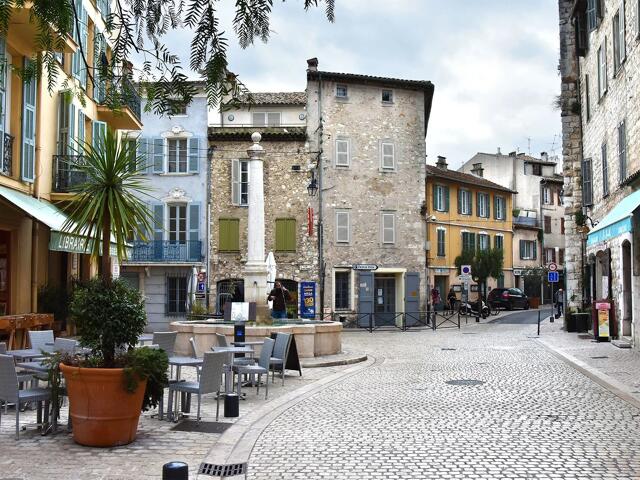 Commerce proposé à Vence