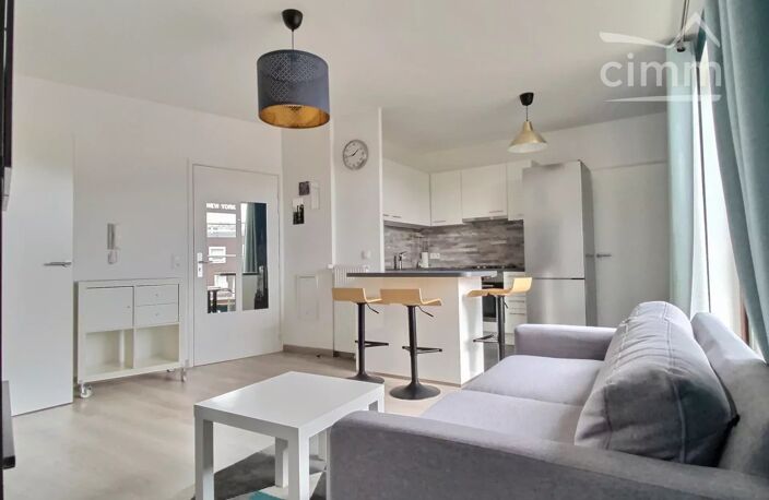 2P meublé avec terrasse vue dégagée idéalement situé prestations — photo 2