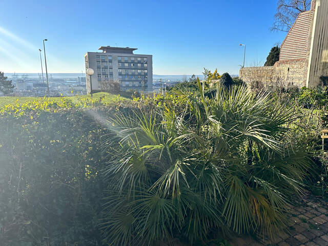 Appartement  3 pièce(s) 61 m2   REZ DE JARDIN FELIX FAURE — photo du bien