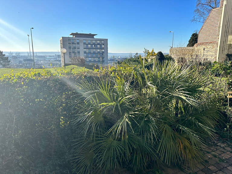 Appartement  3 pièce(s) 61 m2   REZ DE JARDIN FELIX FAURE — photo 1