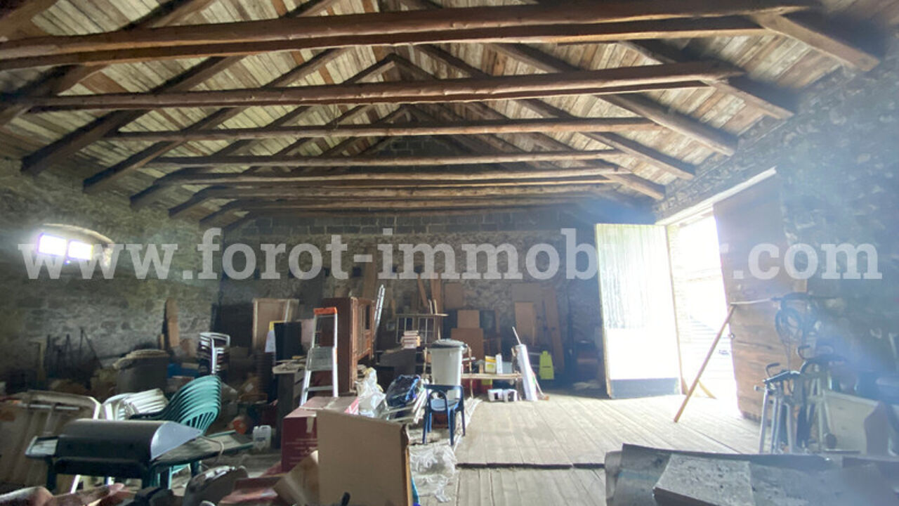 immeuble  pièces 300 m2 à vendre à Saint-Agrève (07320)