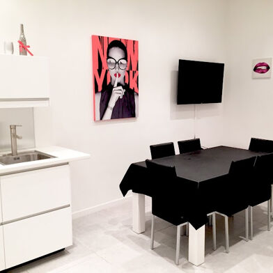 Appartement 4 pièces 2000 €