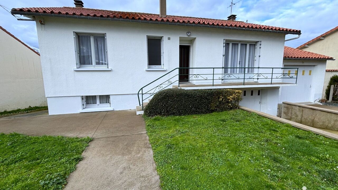 maison 4 pièces 83 m2 à vendre à Châtillon-sur-Thouet (79200)