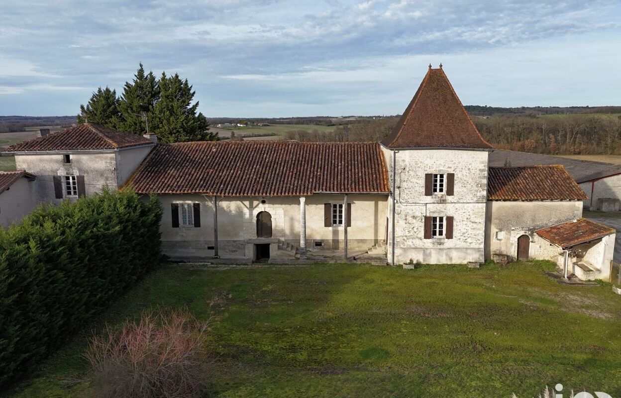 maison 13 pièces 315 m2 à vendre à Montmoreau-Saint-Cybard (16190)