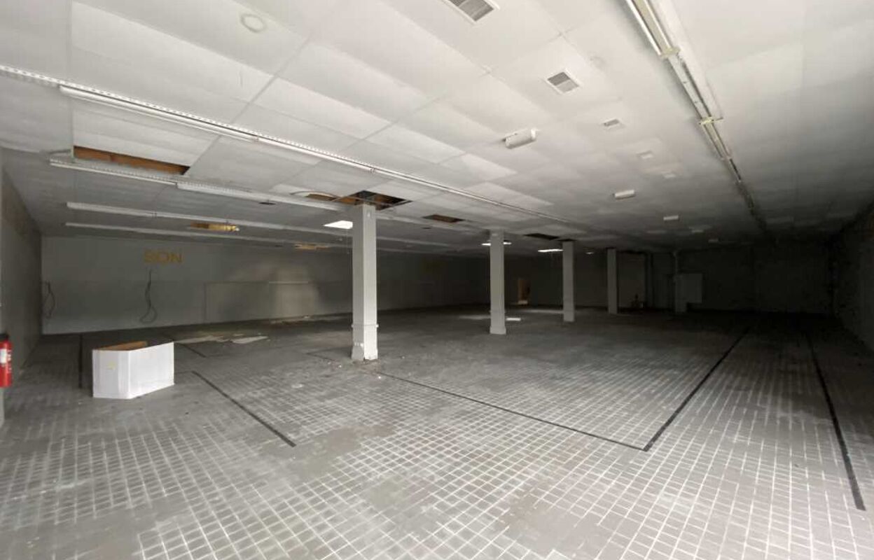 commerce  pièces 600 m2 à vendre à Loudéac (22600)