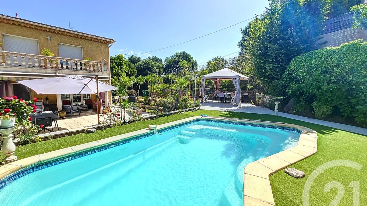 maison 5 pièces 131 m2 à vendre à Villeneuve-Loubet (06270)