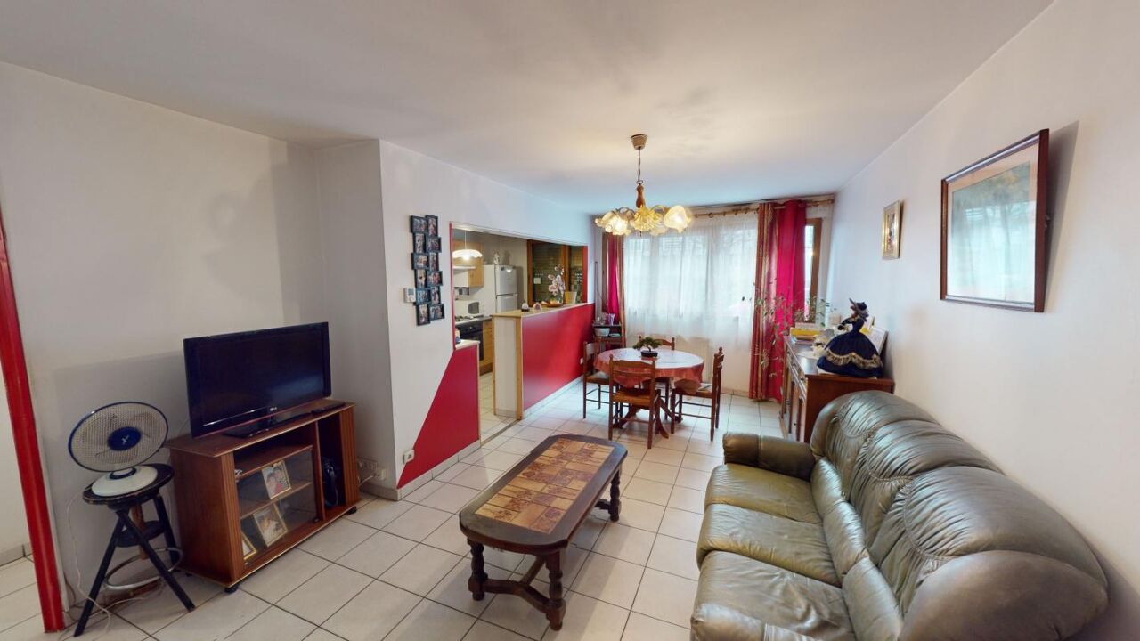appartement 2 pièces 64 m2 à vendre à Villeurbanne (69100)