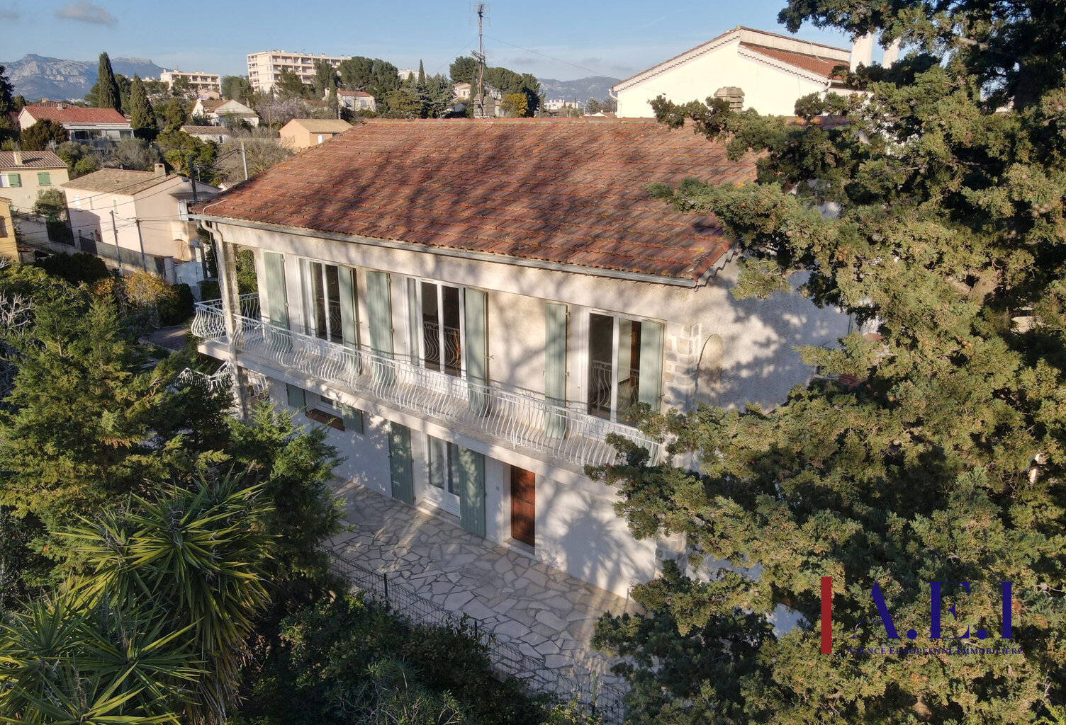 Maison traditionnelle et individuelle — photo 1