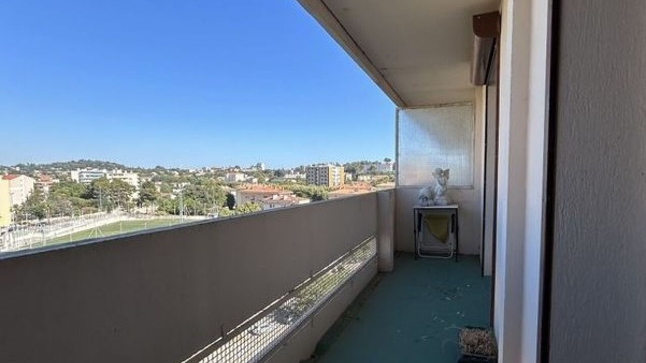 appartement 3 pièces 82 m2 à vendre à Toulon (83000)