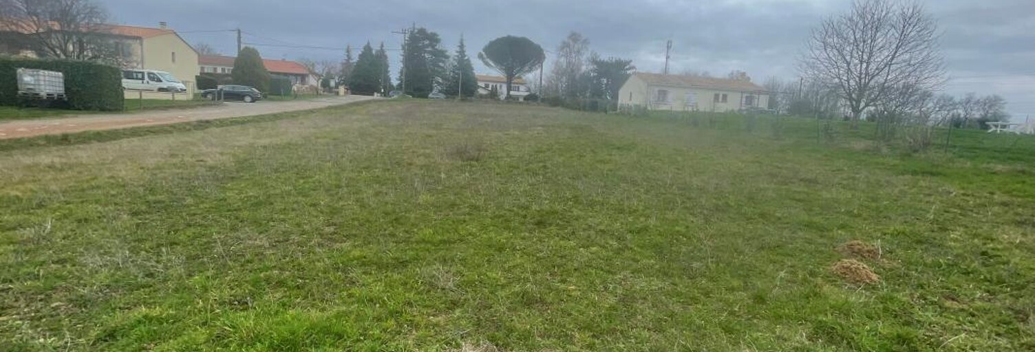 Terrain  1547 m² à vendre à Chabanais (16150)