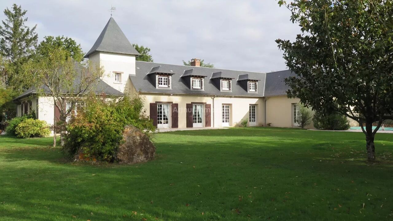 maison 10 pièces 246 m2 à vendre à Ruillé-sur-Loir (72340)