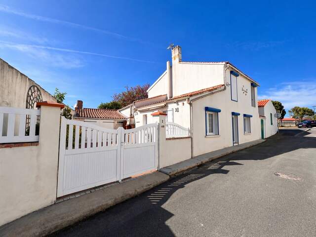 maison de caractère centre Longeville sur mer — photo du bien
