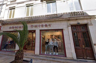 NIMES GENERAL PERRIER Murs commerciaux de 200 m2 — photo du bien