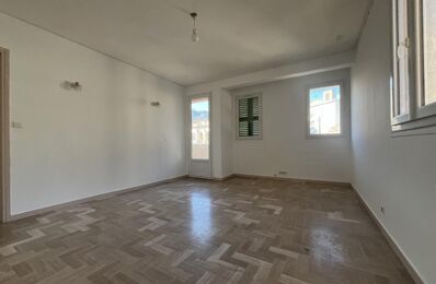 location appartement 780 € CC /mois à proximité de Ville-Di-Pietrabugno (20200)