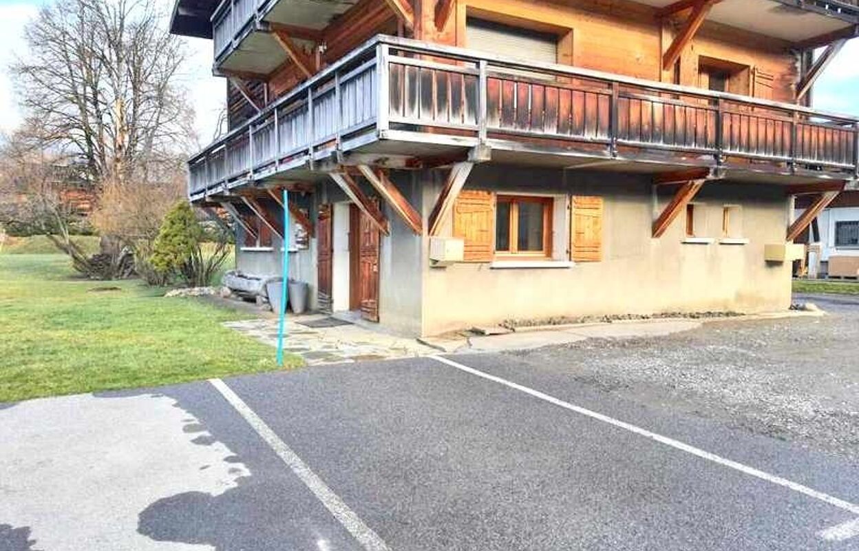 bureau 3 pièces 50 m2 à louer à Megève (74120)