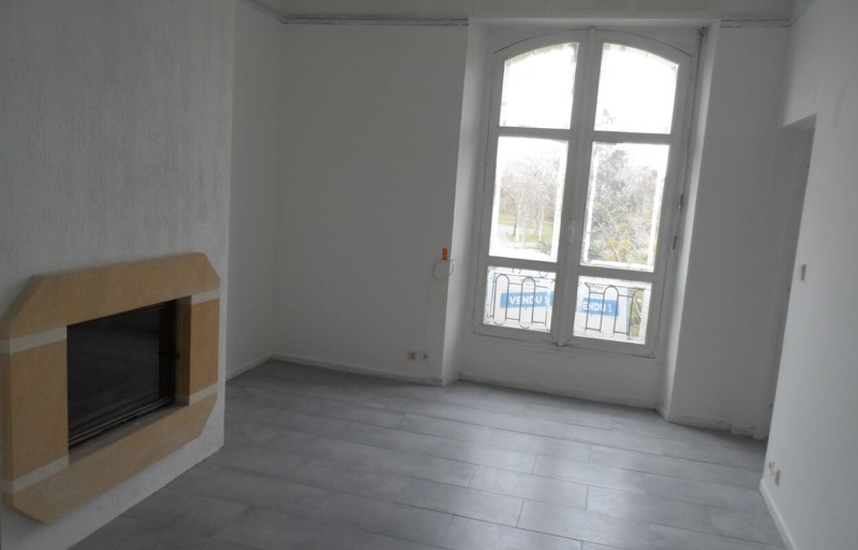 appartement 6 pièces 140 m2 à vendre à Néris-les-Bains (03310)