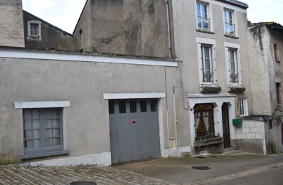 vente maison 38 500 € à proximité de Vouillé (86190)
