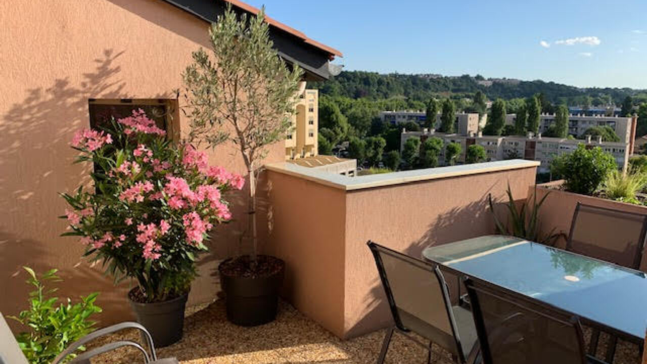 appartement 3 pièces 126 m2 à louer à Lyon 4 (69004)