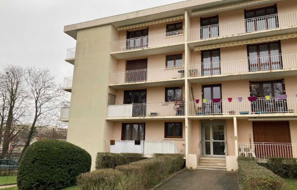 appartement 2 pièces 52 m2 à vendre à Auxerre (89000)