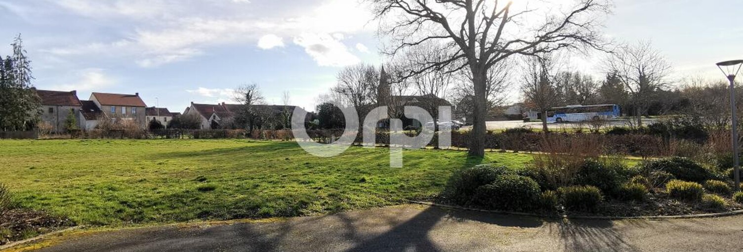 Terrain  638 m² à vendre à Durdat-Larequille (03310)