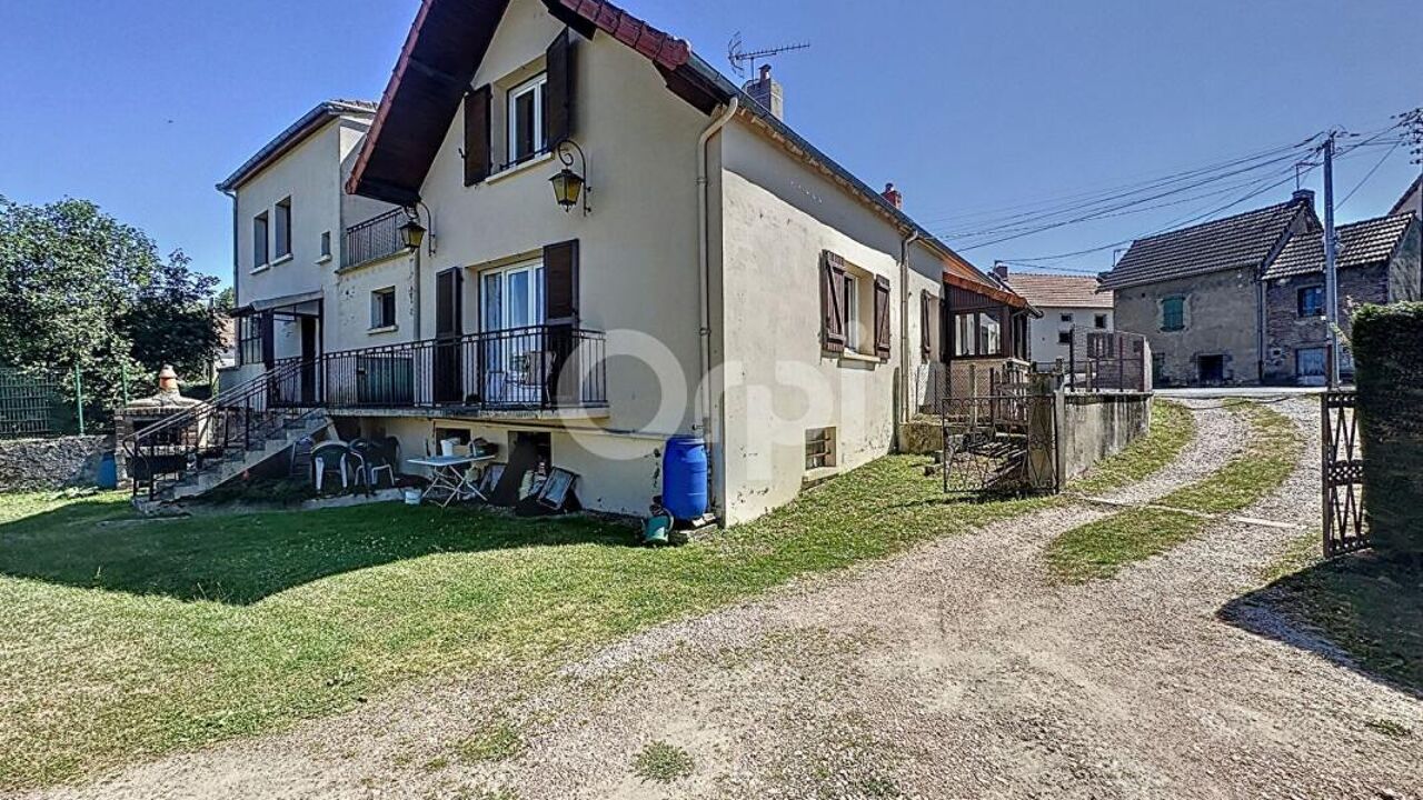 maison 5 pièces 110 m2 à vendre à Saint-Éloy-les-Mines (63700)