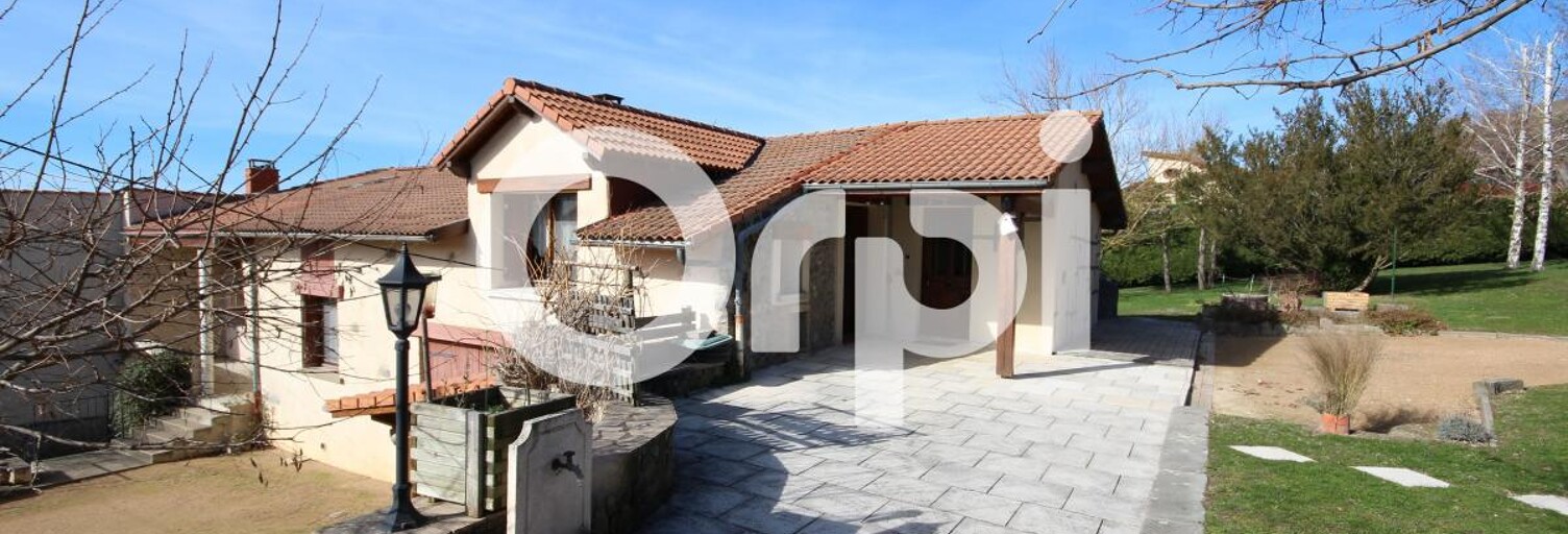 Maison 5 Pièces 177 m² à vendre à Aulhat-Flat (63500)