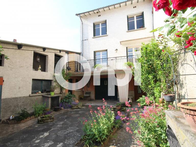 Maison ORBEIL 5 Chambres avec cour — photo 1