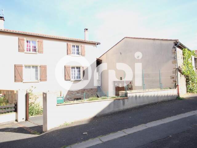 Maison 5 chambres + 2 garages — photo du bien