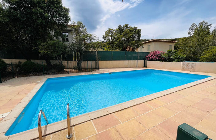 Appartement T3 avec piscine dans la résidence. — photo 2