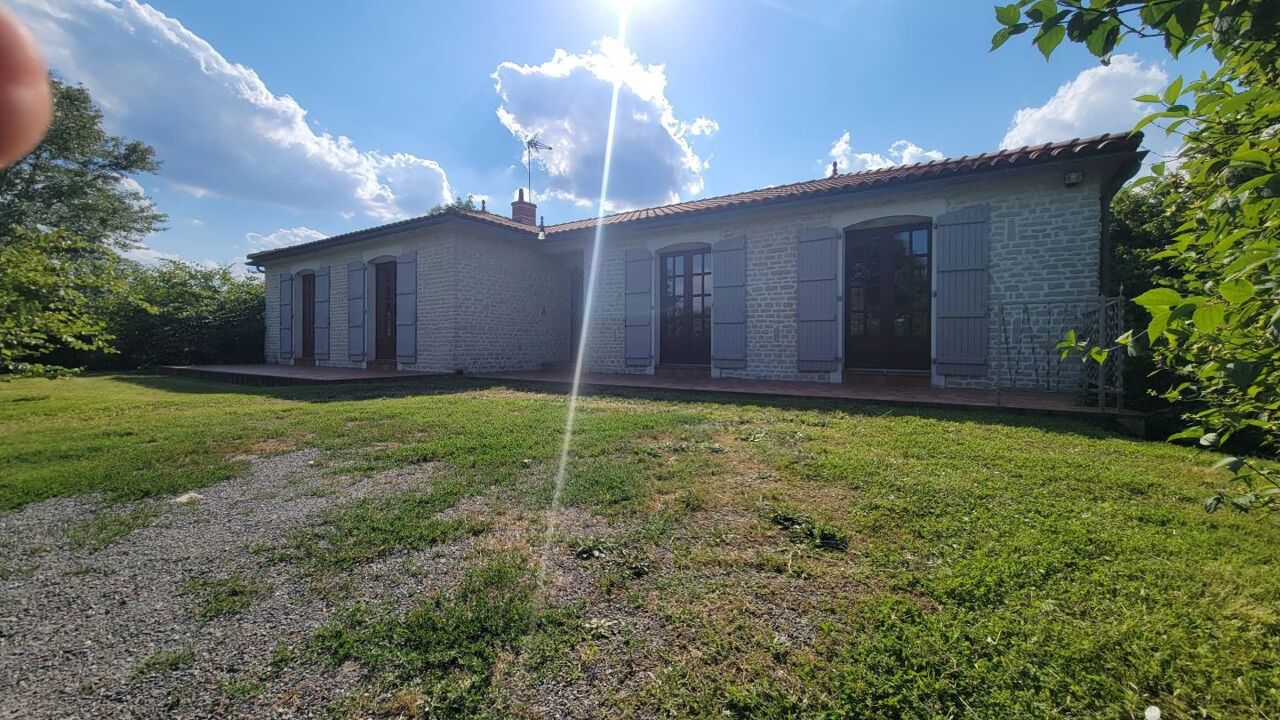 maison 5 pièces 160 m2 à vendre à La Caillère-Saint-Hilaire (85410)