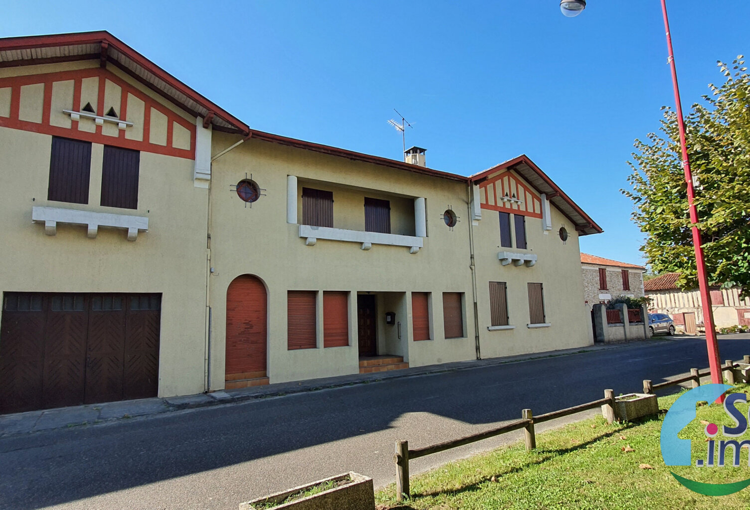 Ensemble immobilier Basco-Landais de caractère — photo 1