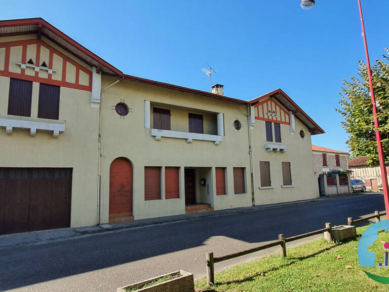 Ensemble immobilier Basco-Landais de caractère — photo 1
