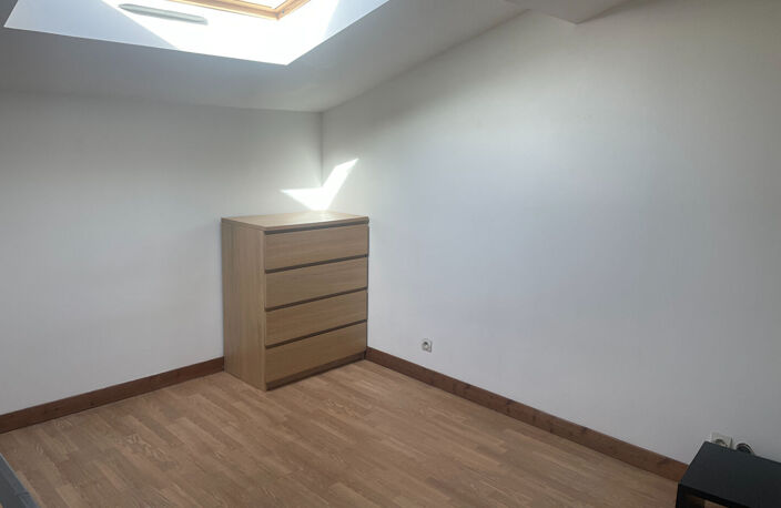 Appartement 6 Bordeaux T1 bis pièce(s) 30.63m2 — photo 3