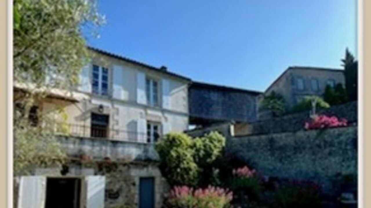 maison 9 pièces 285 m2 à vendre à Montmoreau-Saint-Cybard (16190)