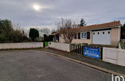 vente maison 228 600 € à proximité de Saint-Julien-des-Landes (85150)