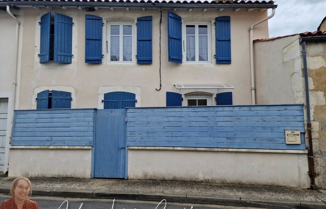 maison 5 pièces 130 m2 à Surgères (17700)