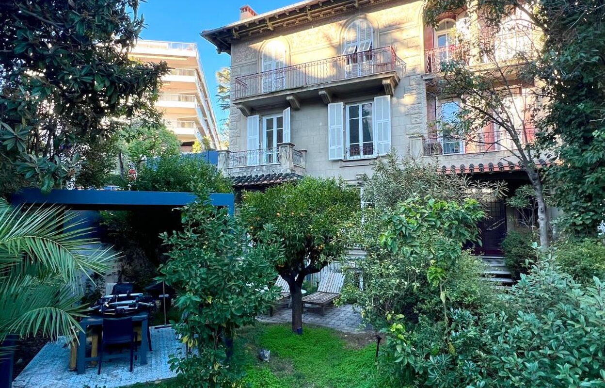appartement 5 pièces 150 m2 à vendre à Nice (06200)