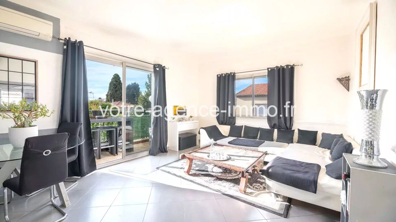 maison 10 pièces 218 m2 à vendre à Saint-Laurent-du-Var (06700)