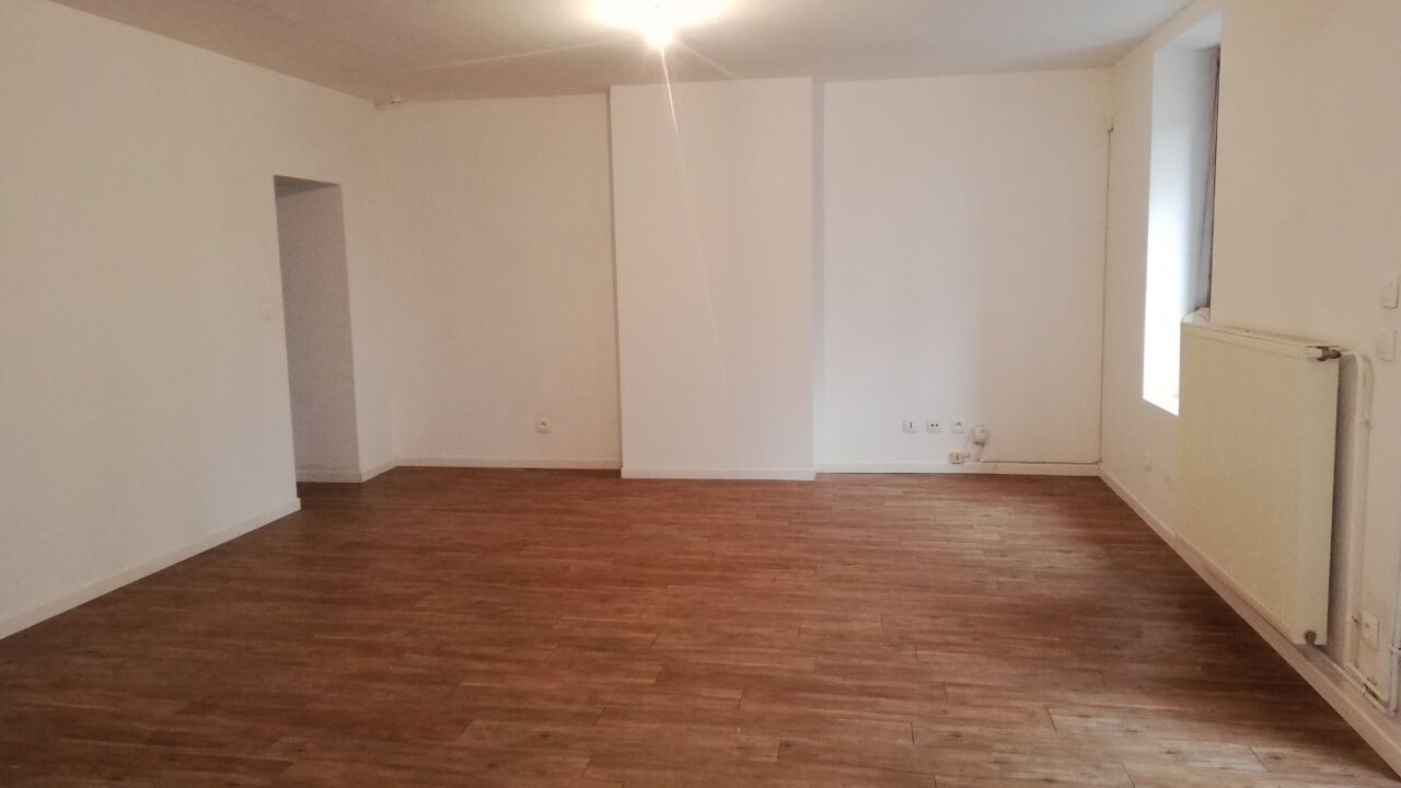 appartement 2 pièces 57 m2 à louer à Hautmont (59330)