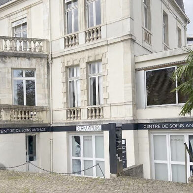 Commerce 7 pièces 1995 €