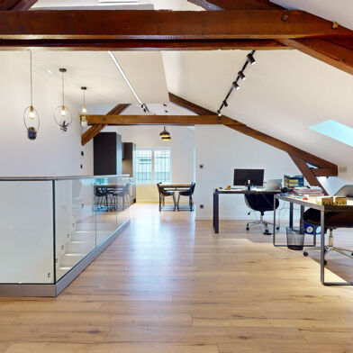 Commerce  430000 €