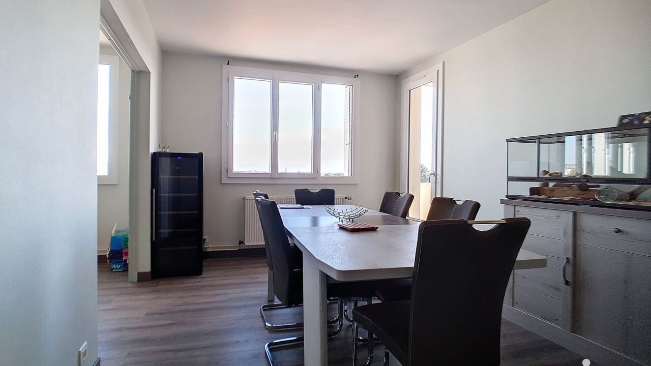 appartement 3 pièces 63 m2 à vendre à Tournon-sur-Rhône (07300)