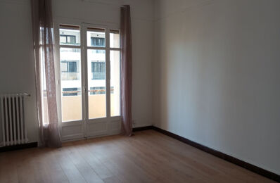 location appartement 680 € CC /mois à proximité de Le Rove (13740)