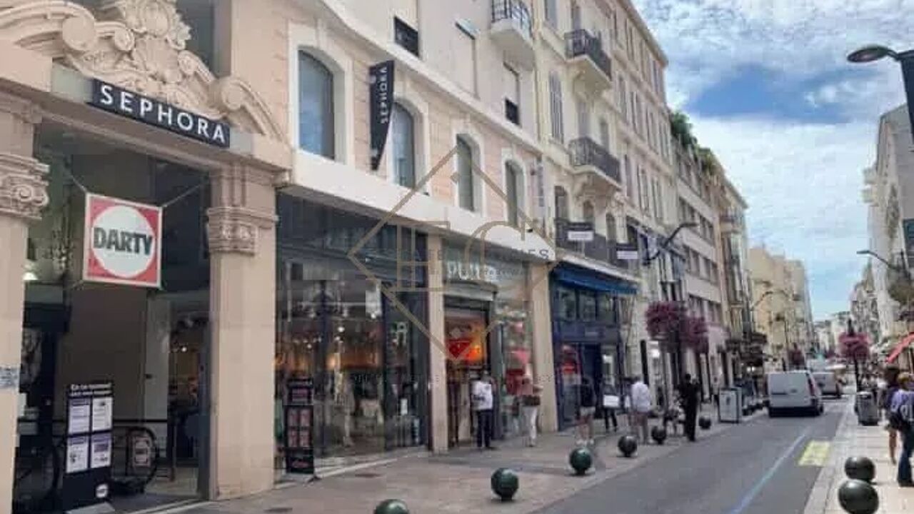 commerce 12 pièces 450 m2 à vendre à Cannes (06400)